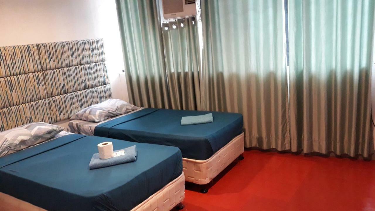 Naps & Maps Hostel Cebu Stadt Exterior foto